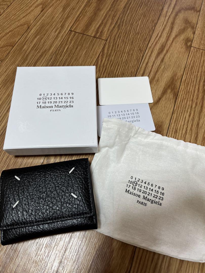 三つ折り財布
