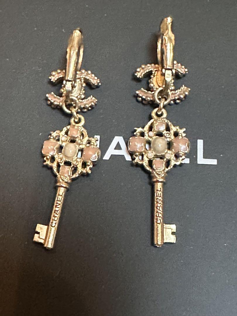 CHANEL ピアス 鍵デザイン ゴールド