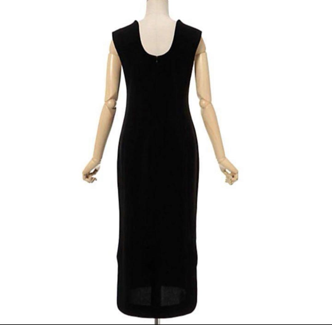 マメクロゴウチ　Deep Neck Sleeveless Dress1