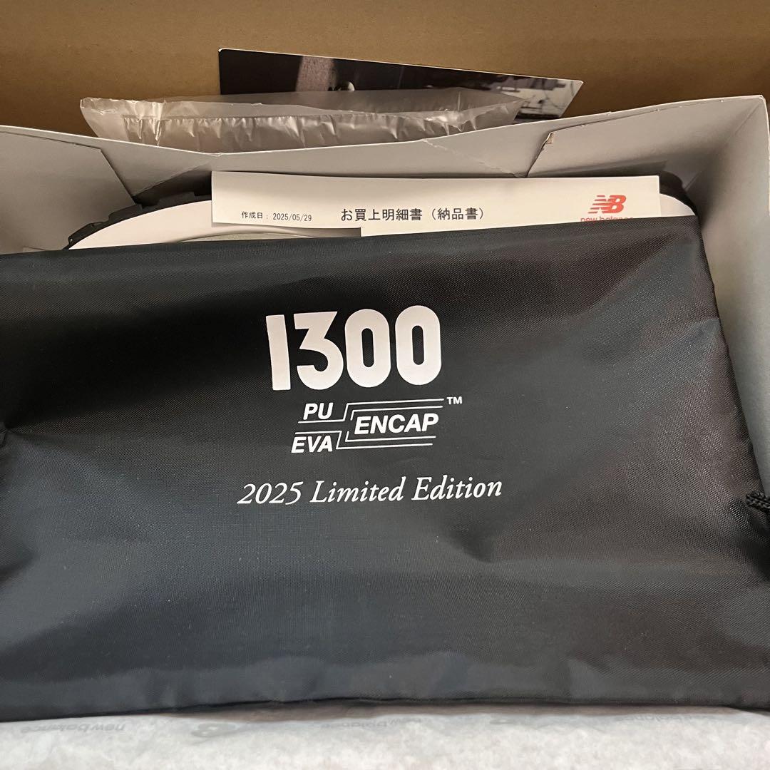 靴 New Balance 1300JP 2025