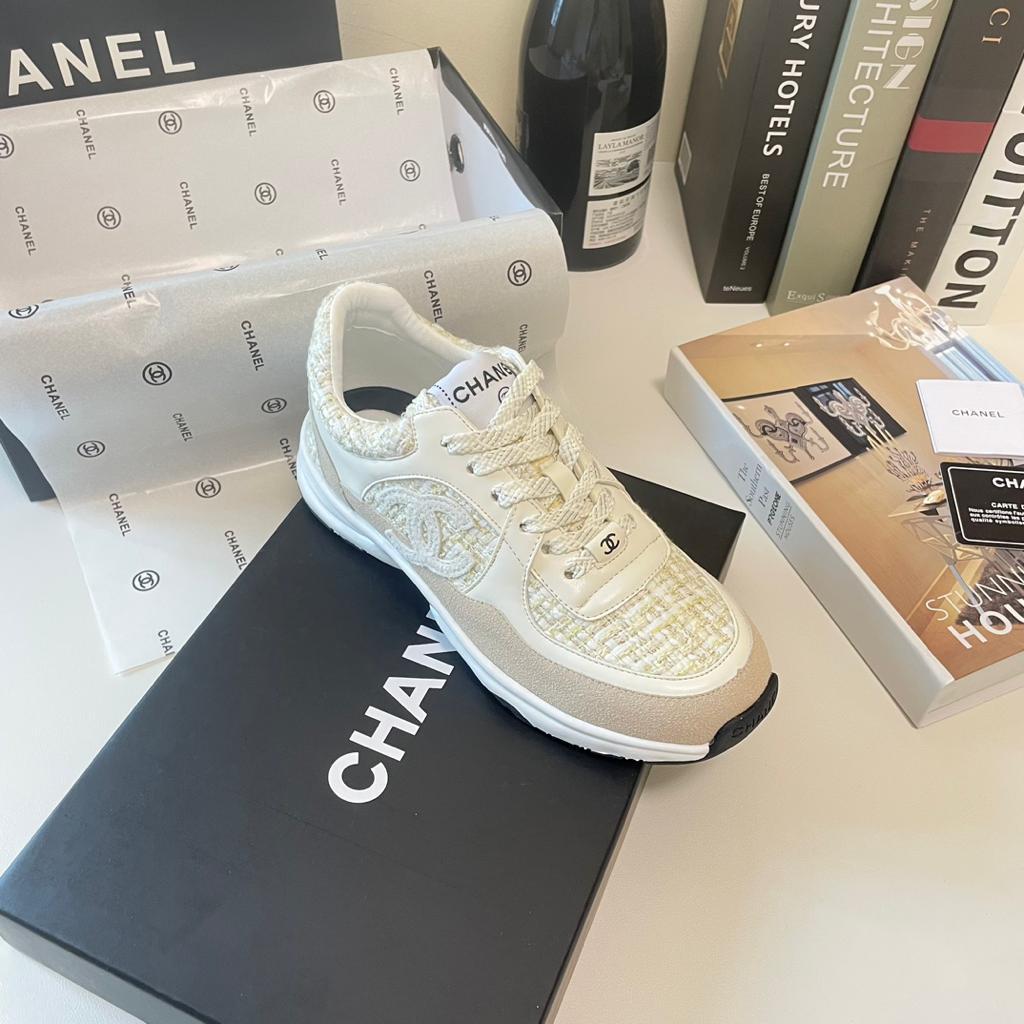 【即日発送】 CHANEL メルカリ - 通気ネットスニーカー シャネル 小物