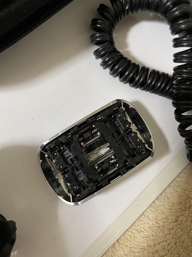 ブラウン シリーズ9  電気シェーバー 水洗い/お風呂剃り可 美品