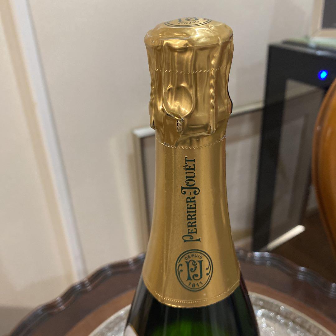 フランス・⌖ ペリエジュエ 正規品 箱なし シャンパン WzoDF-m32257112032 ベルエポック 2012 750ml シャンパー