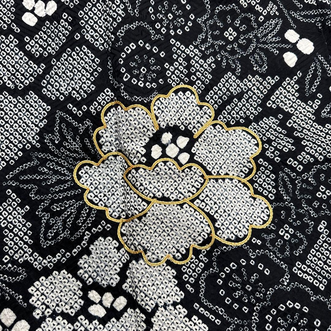 振袖 絞り 黒地 金彩 金駒刺繍牡丹枝垂れ桜