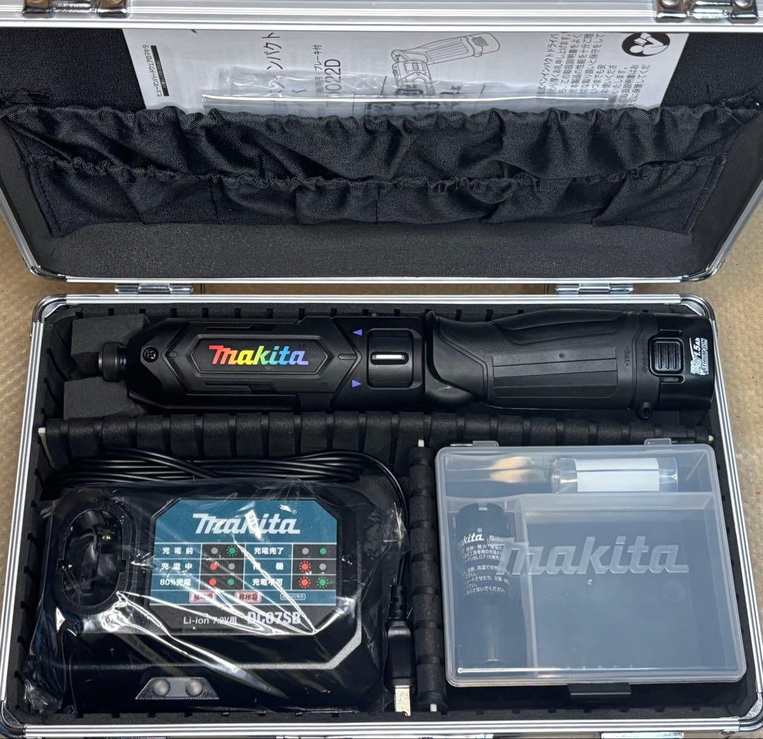 マキタ TD022DSHXB