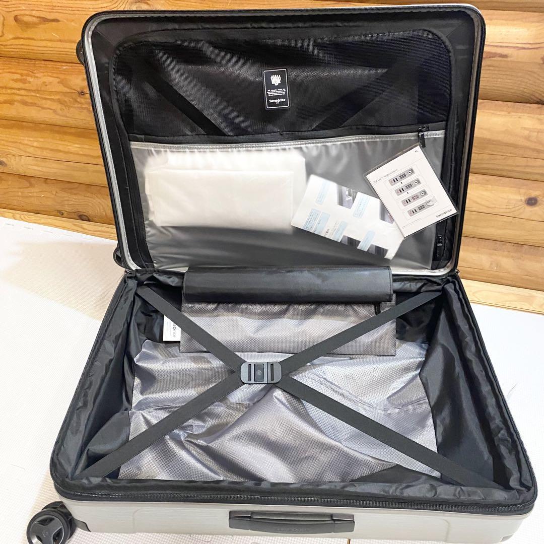 【未使用品】SAMSONITE スーツケース キャリーケース EVOA スピナー