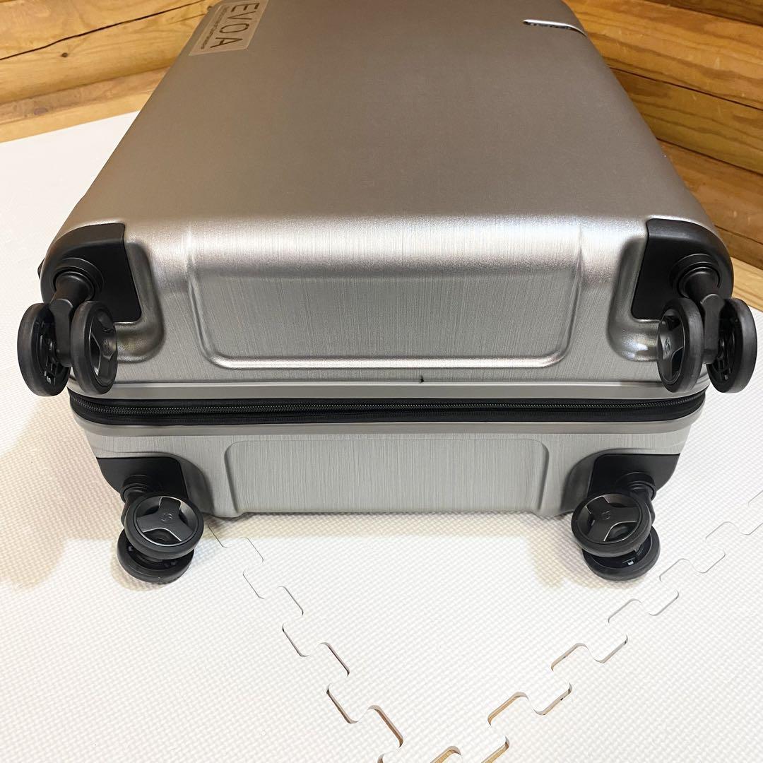 【未使用品】SAMSONITE スーツケース キャリーケース EVOA スピナー