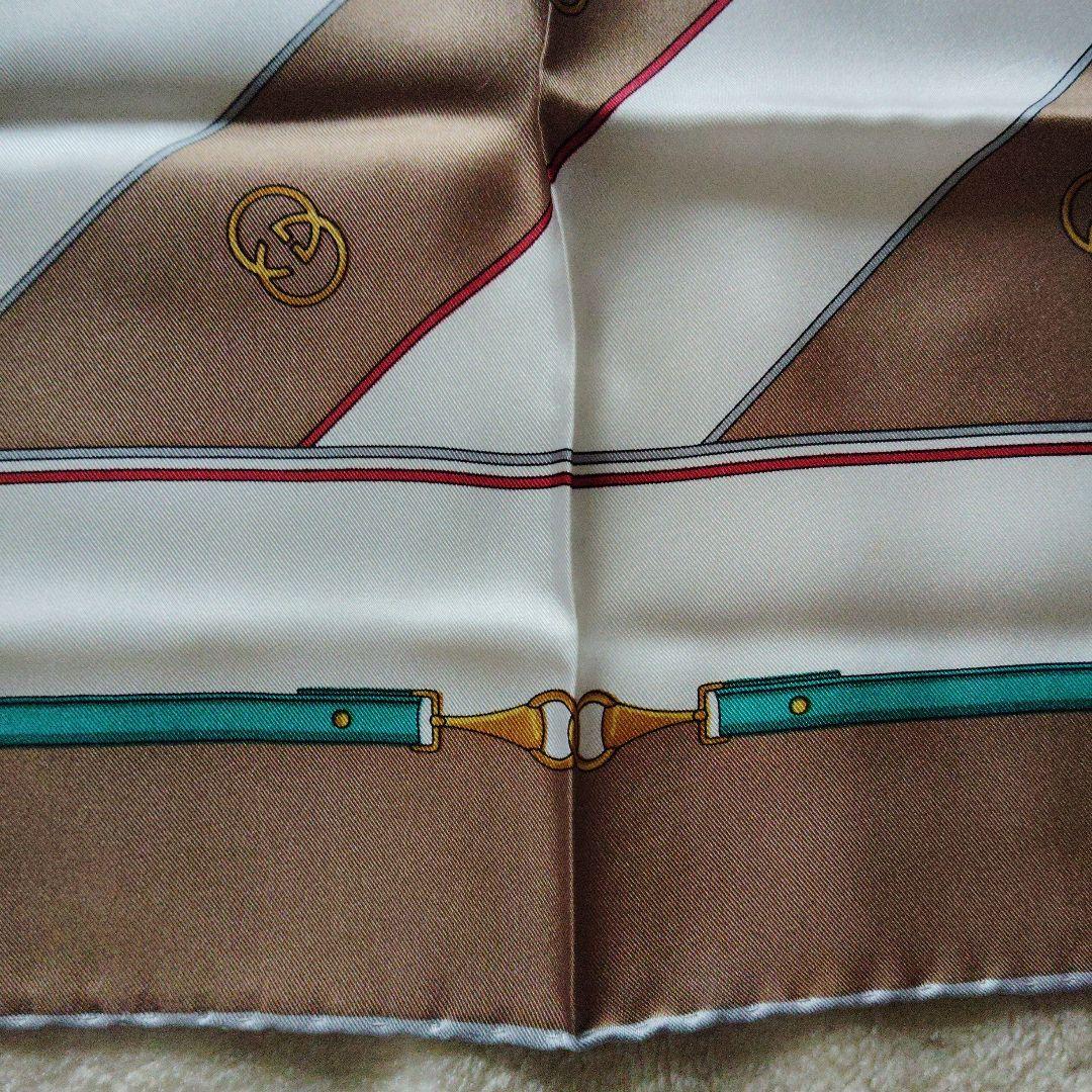 Gucci GGロゴ スカーフ イタリー製 シルク100%ブラウン