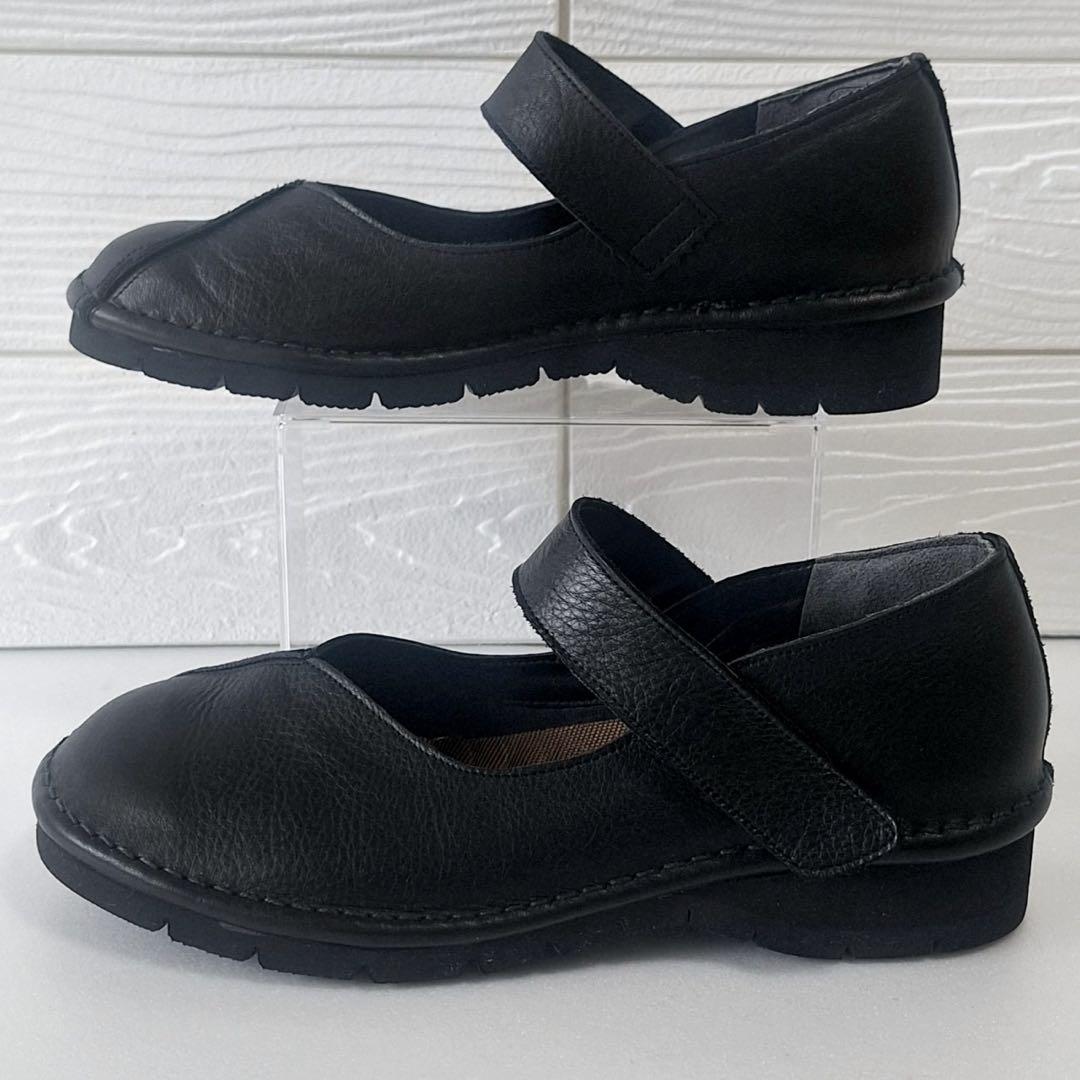 BT1396 【美品】Put's ストラップパンプス レザー 24.0 4E
