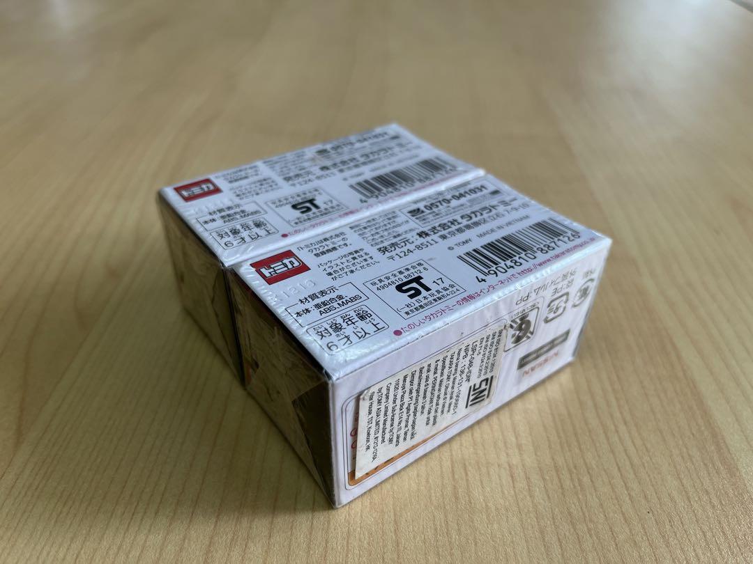 新品未開封 トミカ プレミアム LEOPARD 日産 レパード あぶない