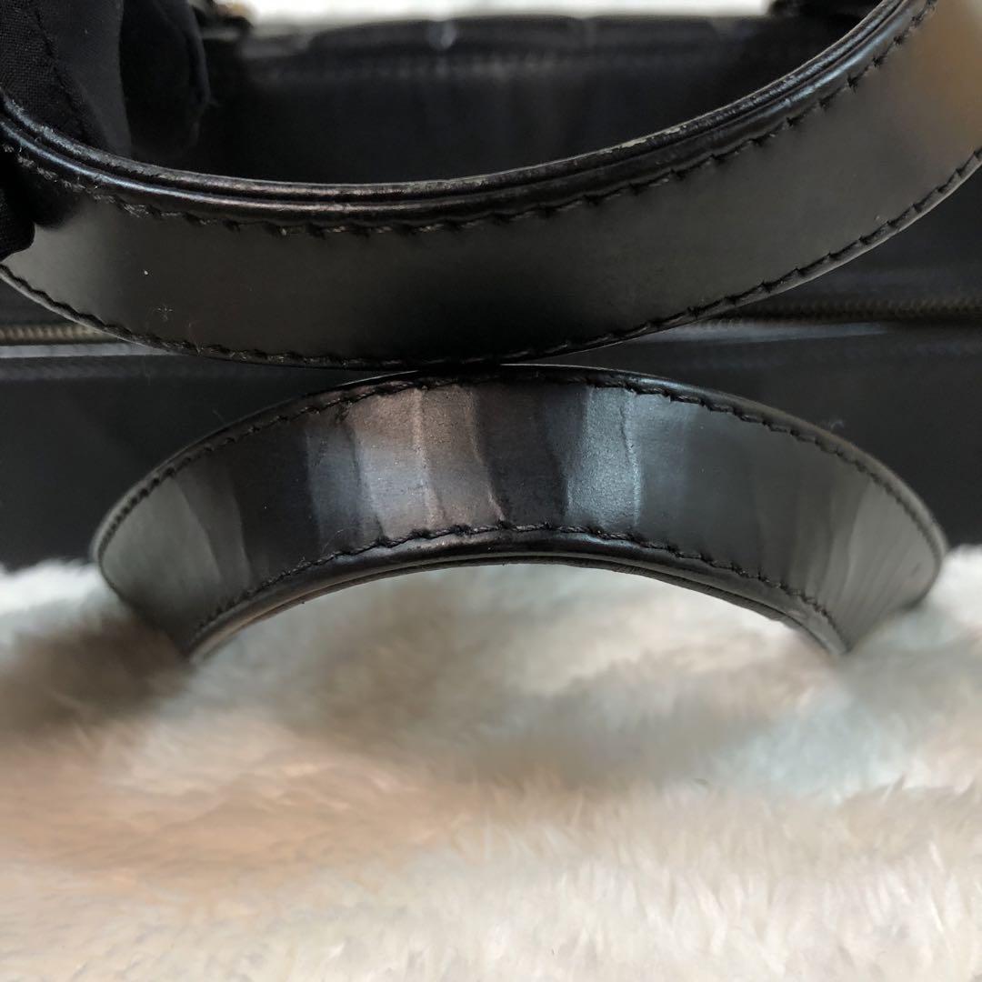CHANEL ハンドバッグ パテントレザー ココマーク チョコバー ブラック