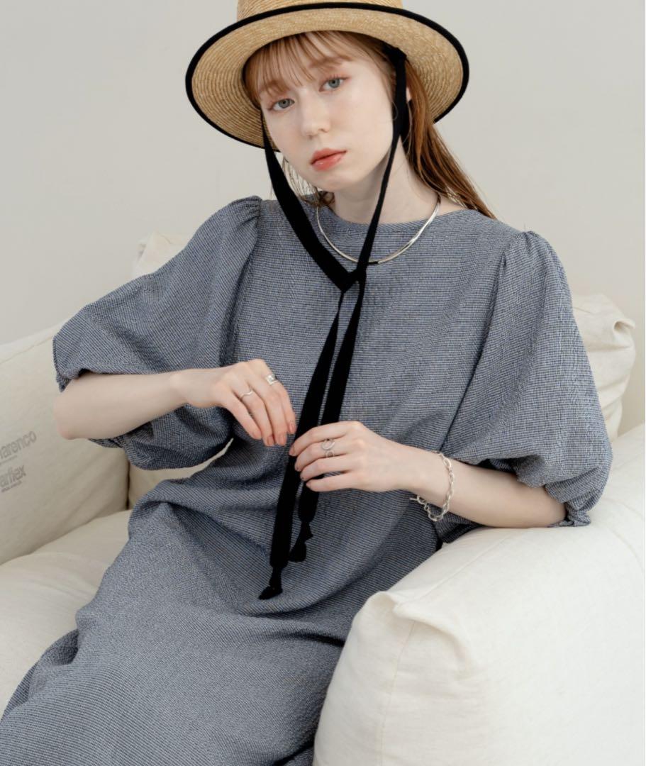 【新品】 hinariチェック柄パフスリーブワンピース ネイビー XS