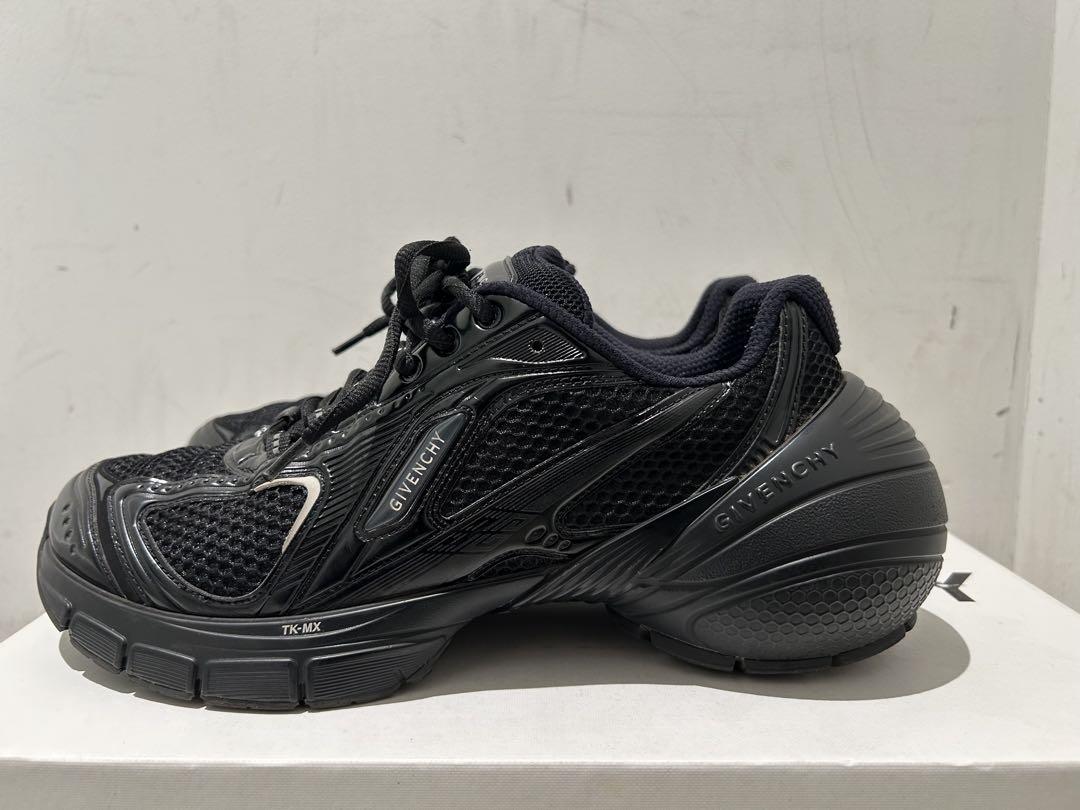 GIVENCHY TK-MX ブラック スニーカー サイズ42 27cm us9
