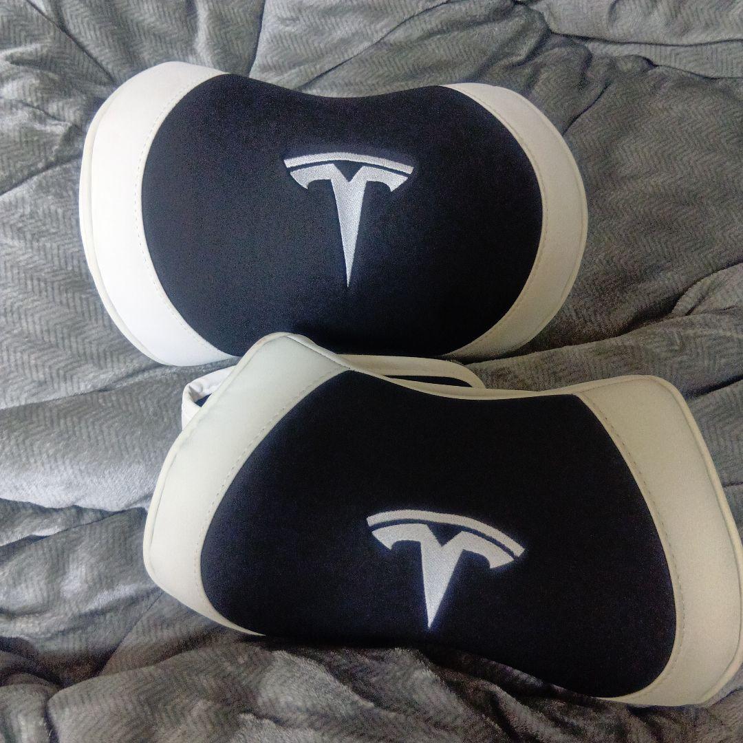 Tesla ヘッドレスト　クッション