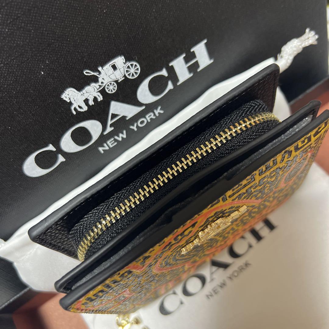 新品　coach コーチ　折り財布　ミッキー　キースヘリング