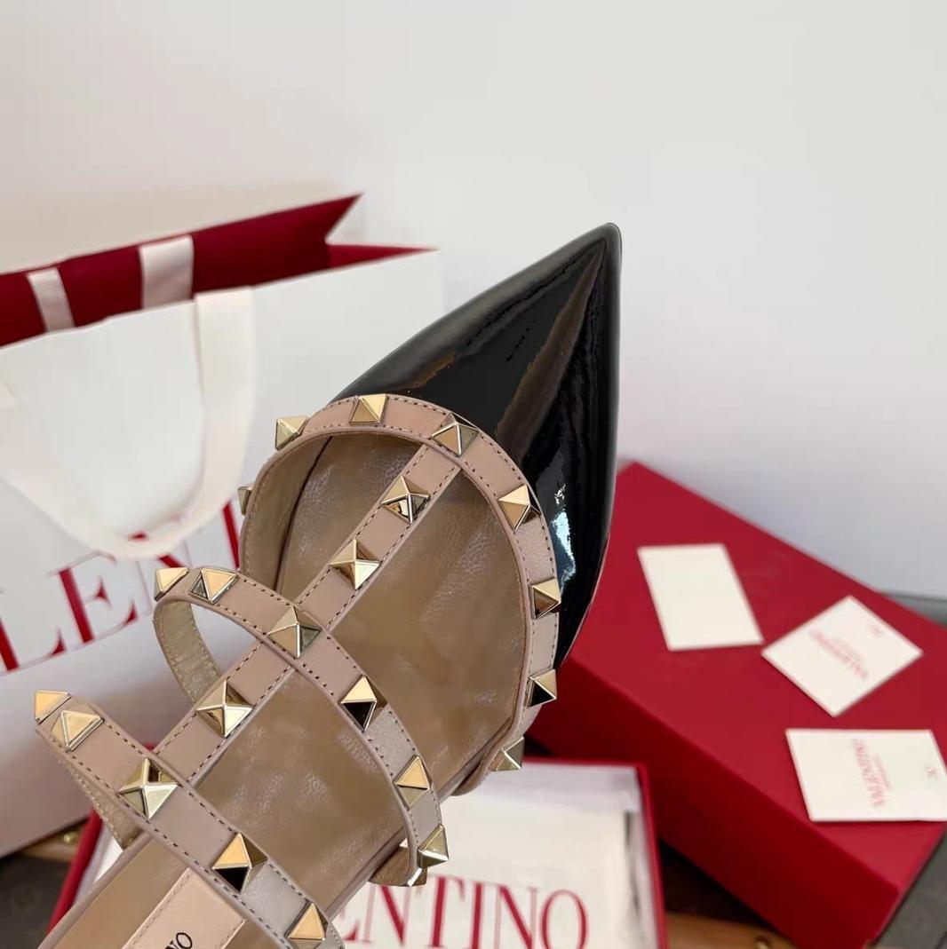 VALENTINO スタッズ ポインテッドトゥサンダル 36/23cm - メルカリ
