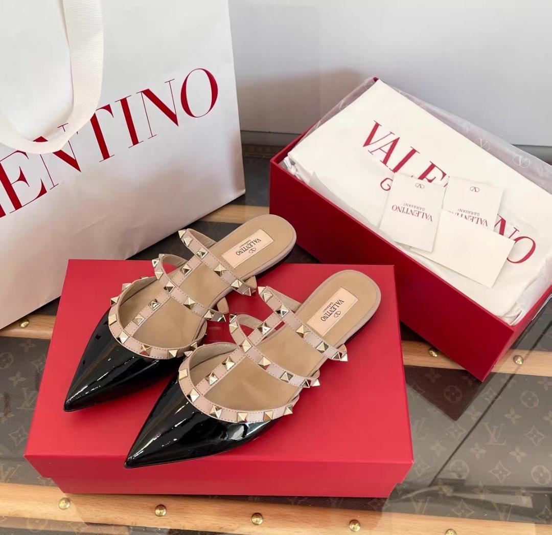 VALENTINO スタッズ ポインテッドトゥサンダル 36/23cm - メルカリ