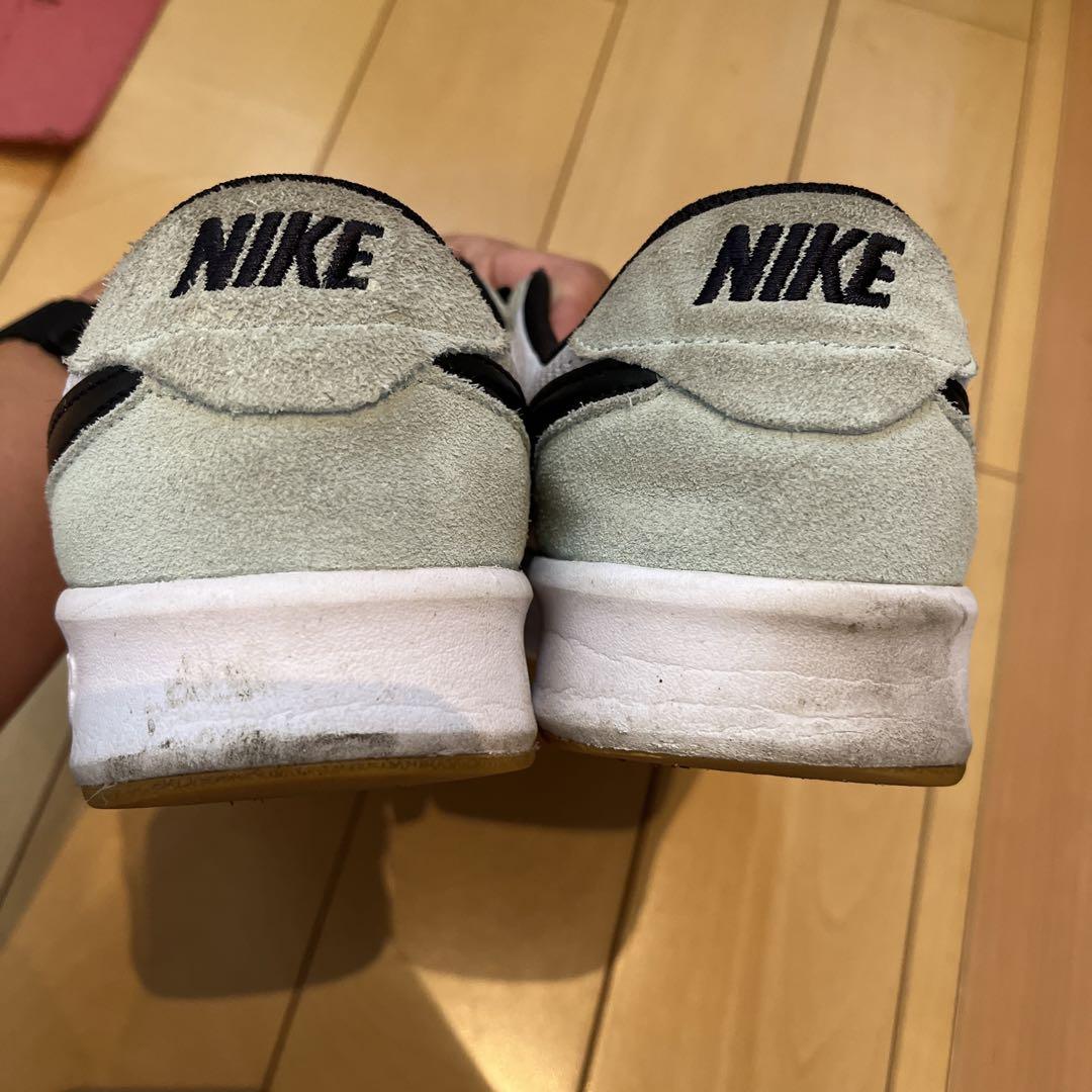 Nike SB Adversary スニーカー グレー/ホワイト/ブラック