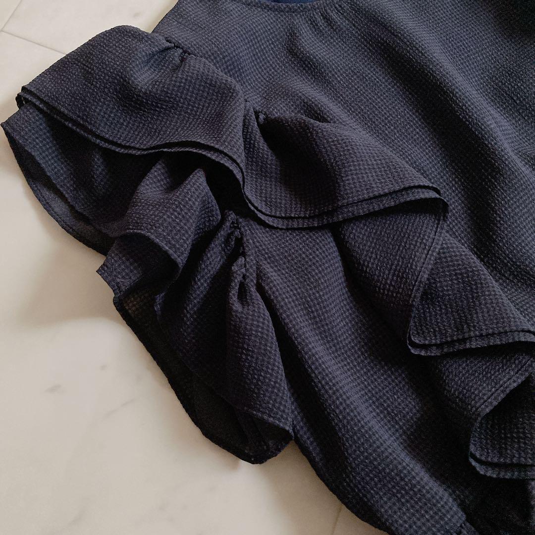 極美品 yori フリルスリーブワンピース ネイビー 濃紺 36 - メルカリ