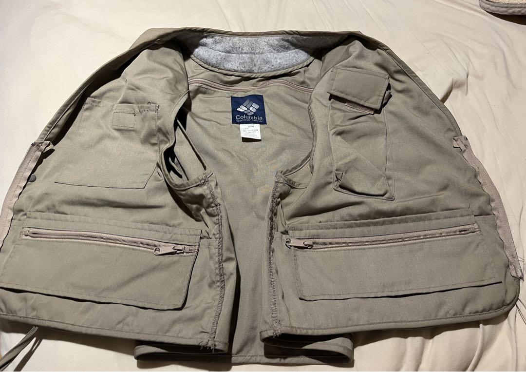 コロンビア　フィッシングベスト　状態悪　旧ロゴ　カーキ　Columbia 美品 90s Columbia コロンビア フィッシングベスト カーキ系 L