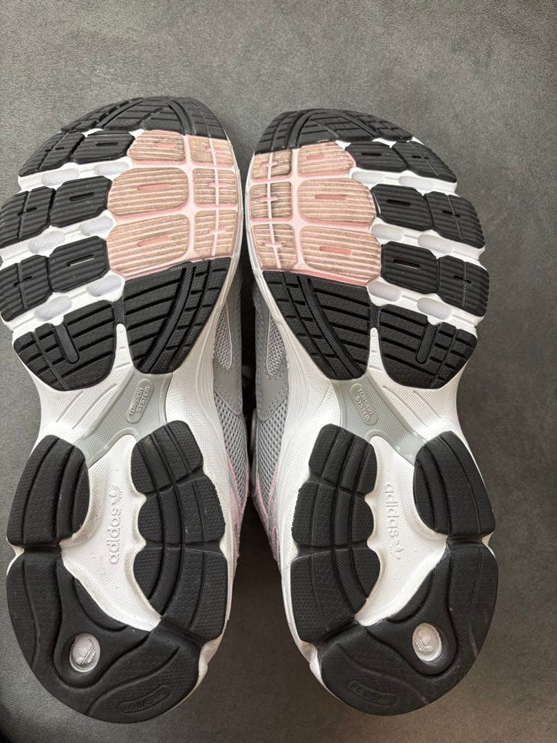 【超美品】adidas ASTIR W FZ6504　24.5 mdprevattcaulkingandwaterproofing.com