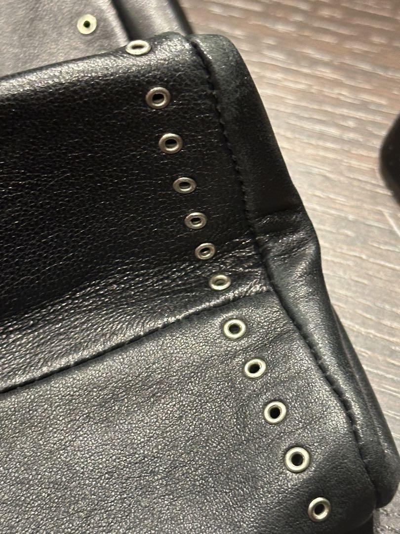 PRADA レザー スタッズ付きトートバッグ　　美品