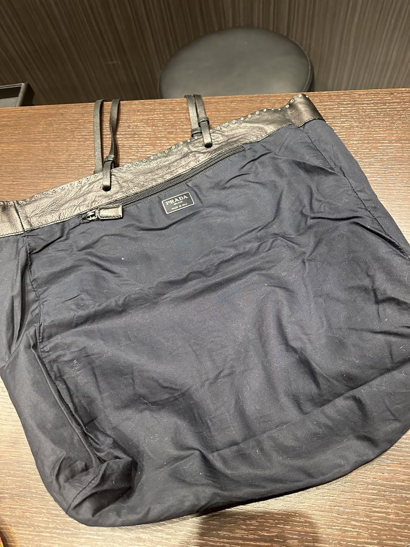 PRADA レザー スタッズ付きトートバッグ　　美品