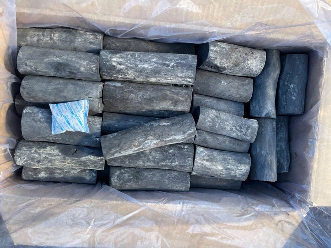 ベトナム備長炭B1切中丸 (２箱×15ＫG）