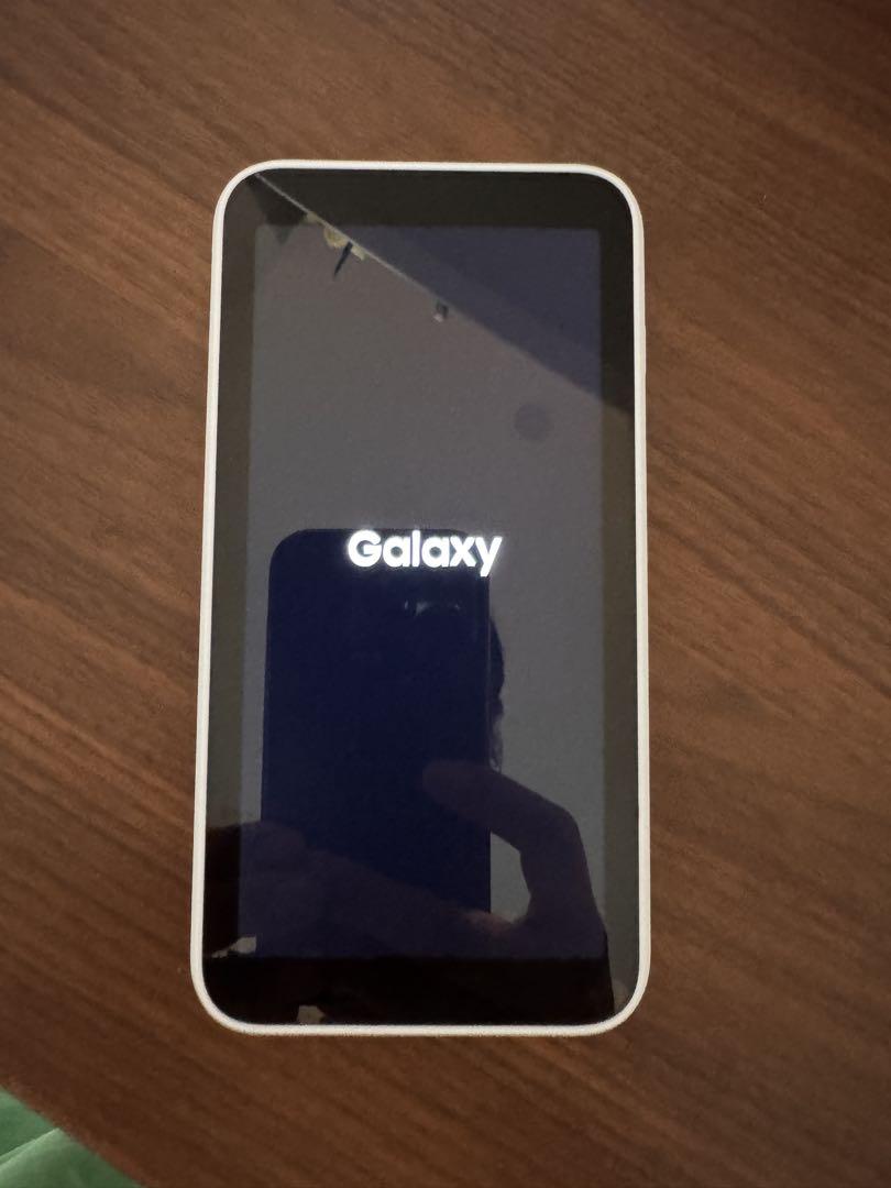 Galaxy 5G Mobile Wi-Fi ホワイト ポケットWiFi