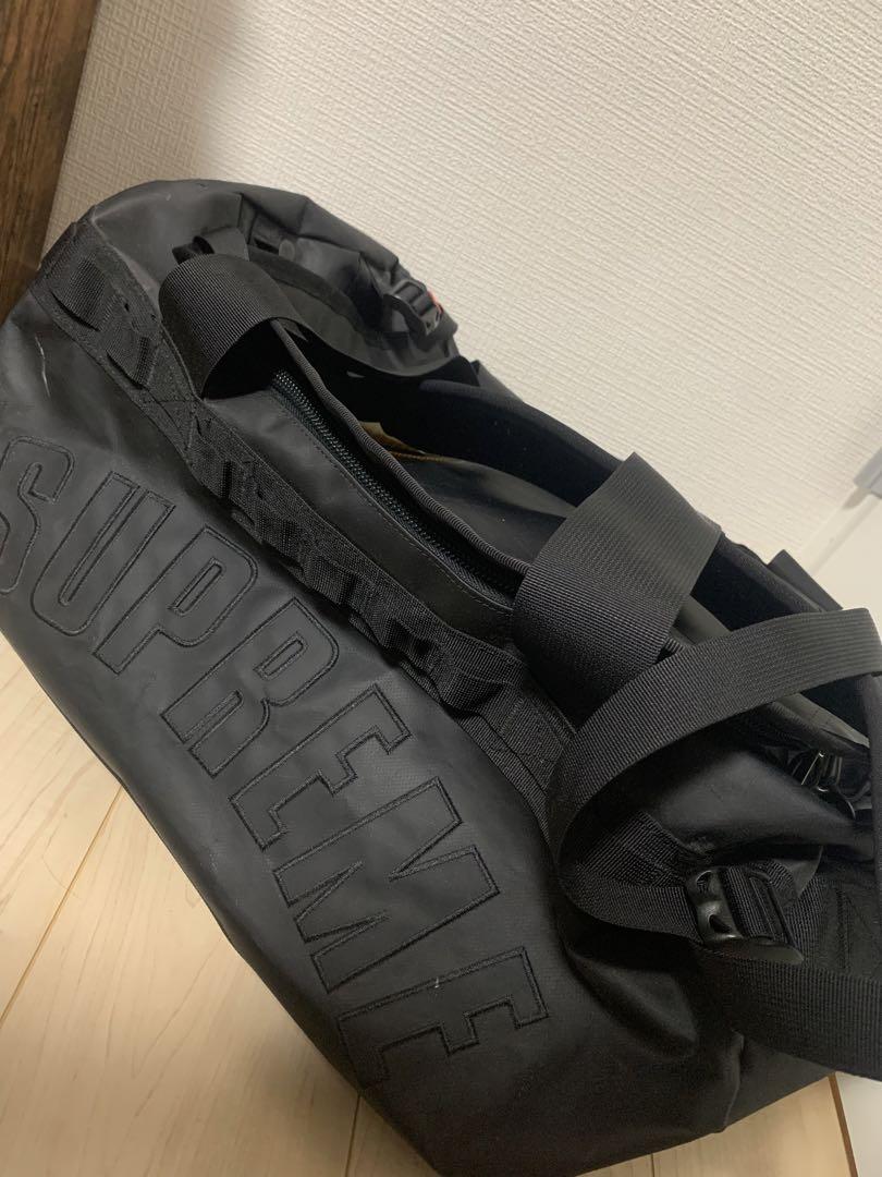 本物保証 /関税・送料無料】話題のコラボ！! Supreme × North