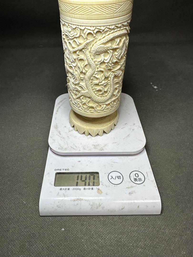 極上　花瓶　置物　天然素材　アンティーク　骨董　飾り物　古美術品　細密細工彫刻 極上 置物 根付 彫刻 置物 細密細工 骨董 アンティーク - メルカリ