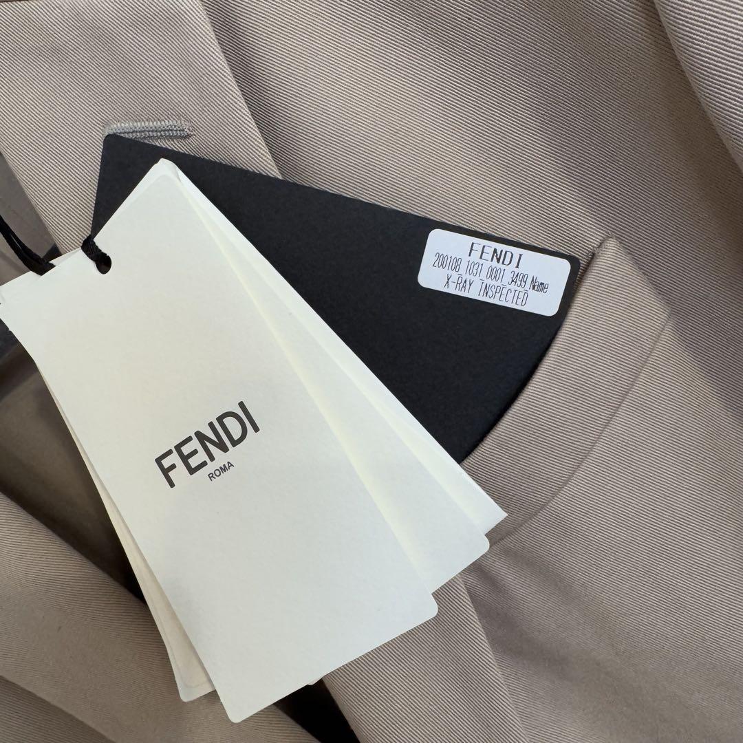 新品未使用フェンディFENDIベージュ テーラードジャケット