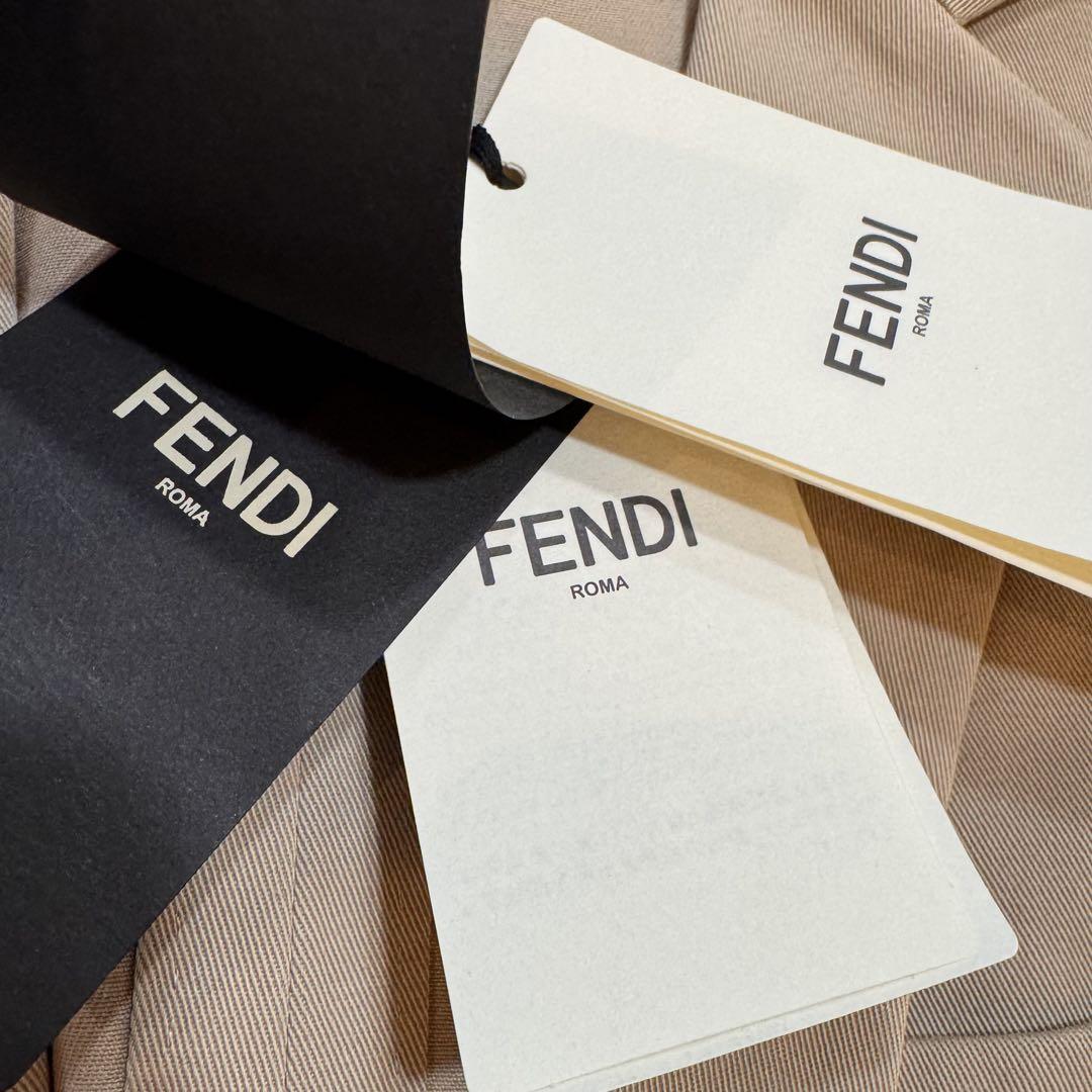 新品未使用フェンディFENDIベージュ テーラードジャケット