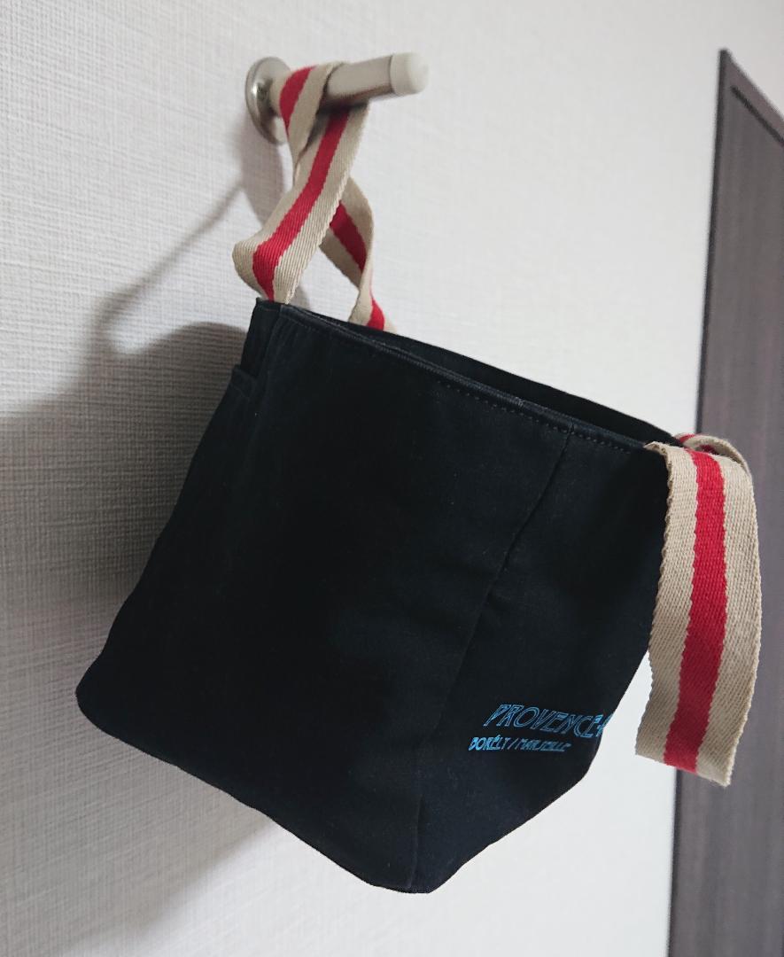 KneeDeep（ニーディープ） Round Tote Black
