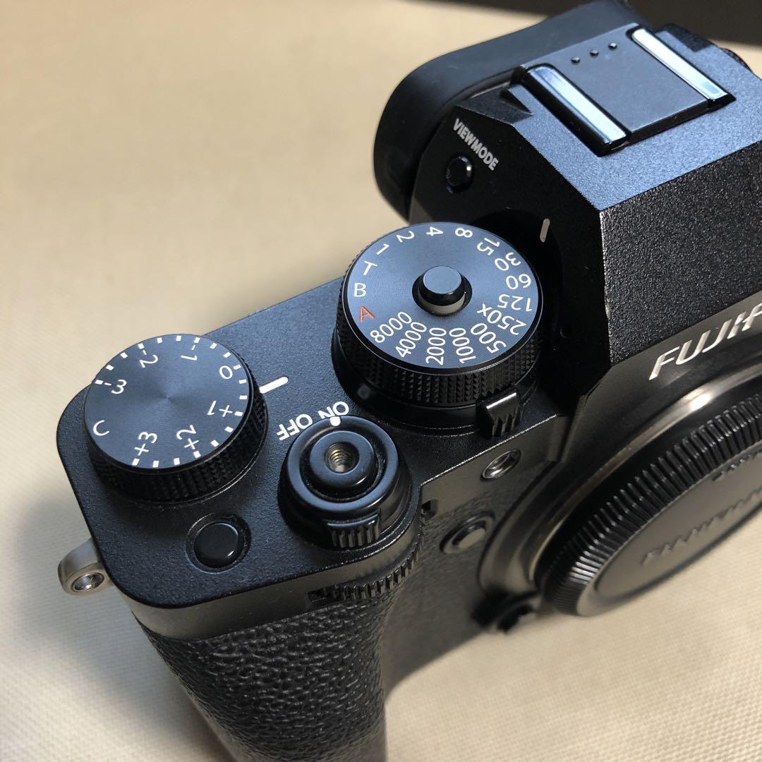 FUJIFILM X-T4 ミラーレスカメラ 本体　元箱付き Amazon.co.jp: FUJIFILM X-T4 Mirrorless Digital Camera Lens