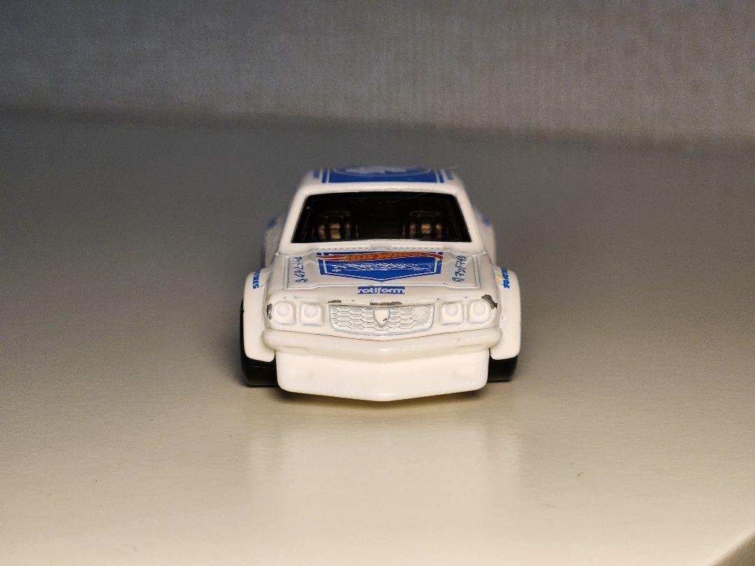 ホットウィール　トランスポート　マッド・マイク マツダ サバンナ RX-3 Amazon.com: Mattel Hot Wheels Team Transport Mad Mike Mazda