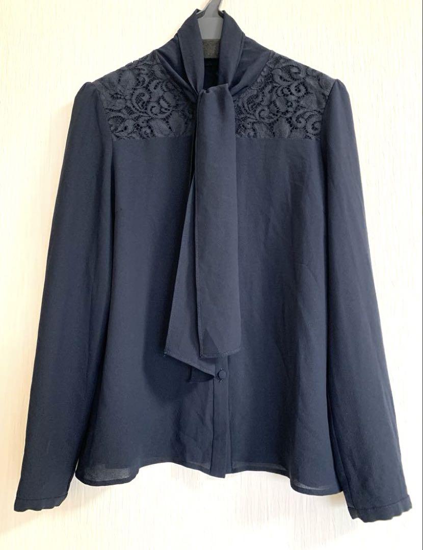 ANAYI ネイビー レース袖 リボン付きシャツ　ボウタイ ブラウス リボン |ANAYI OFFICIAL ONLINE STORE | アナイ 公式サイト