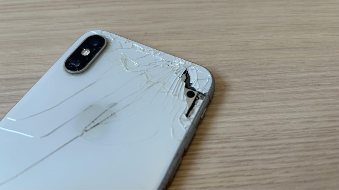 iPhone Xs 64G シルバー ジャンク品 iPhone Xs 64G シルバー ジャンク品