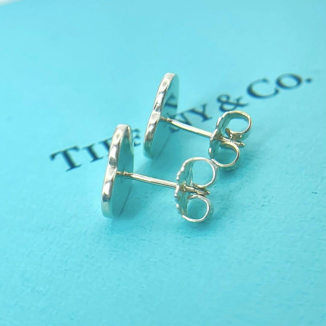 TIFFANY&Co. リターントゥ　ハート　ピアス