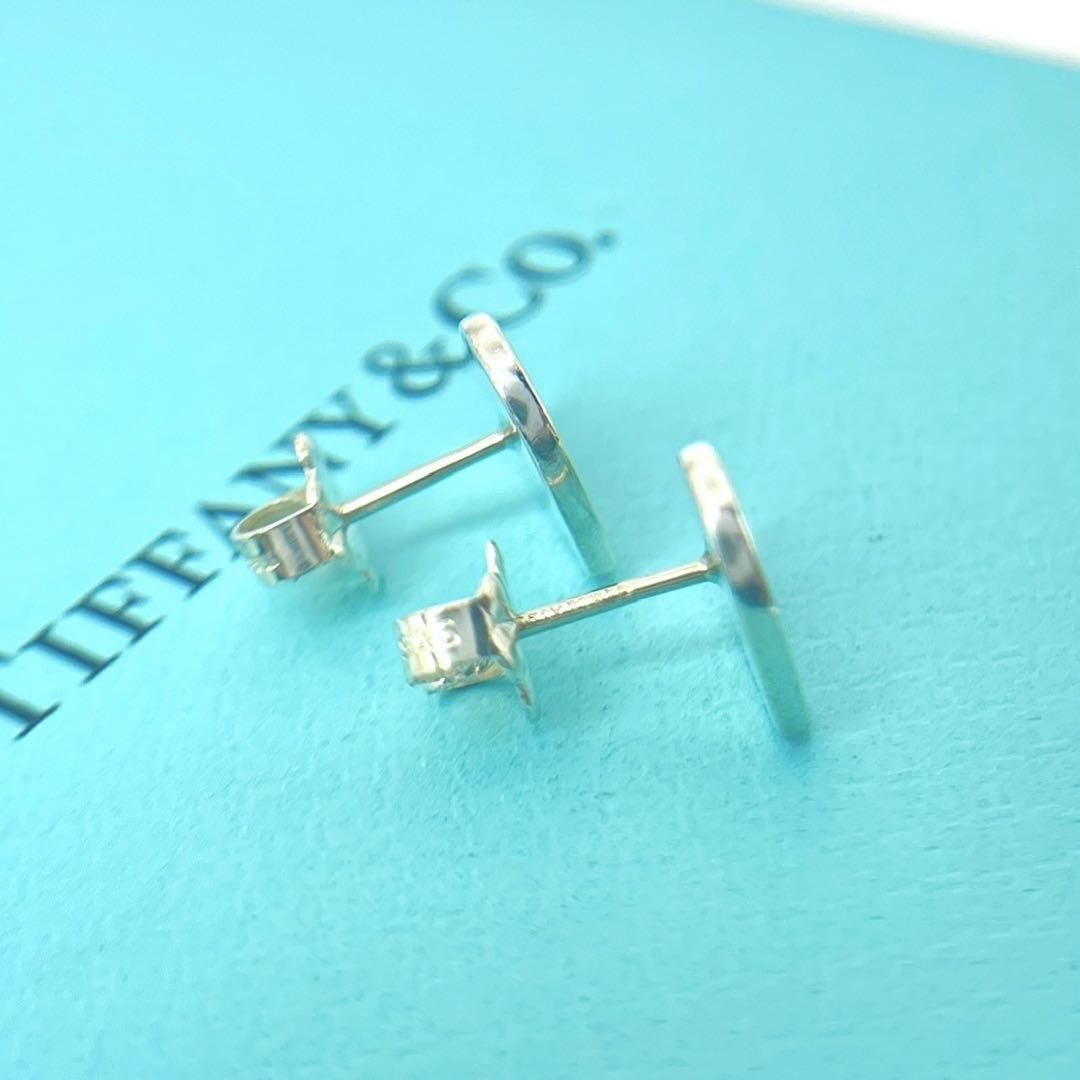 TIFFANY&Co. リターントゥ　ハート　ピアス