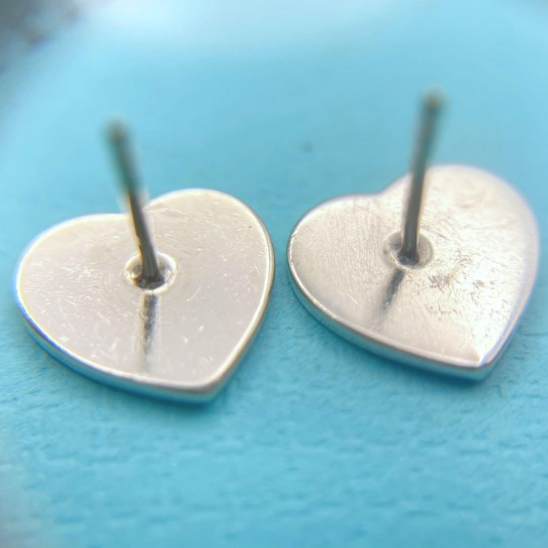 TIFFANY&Co. リターントゥ　ハート　ピアス
