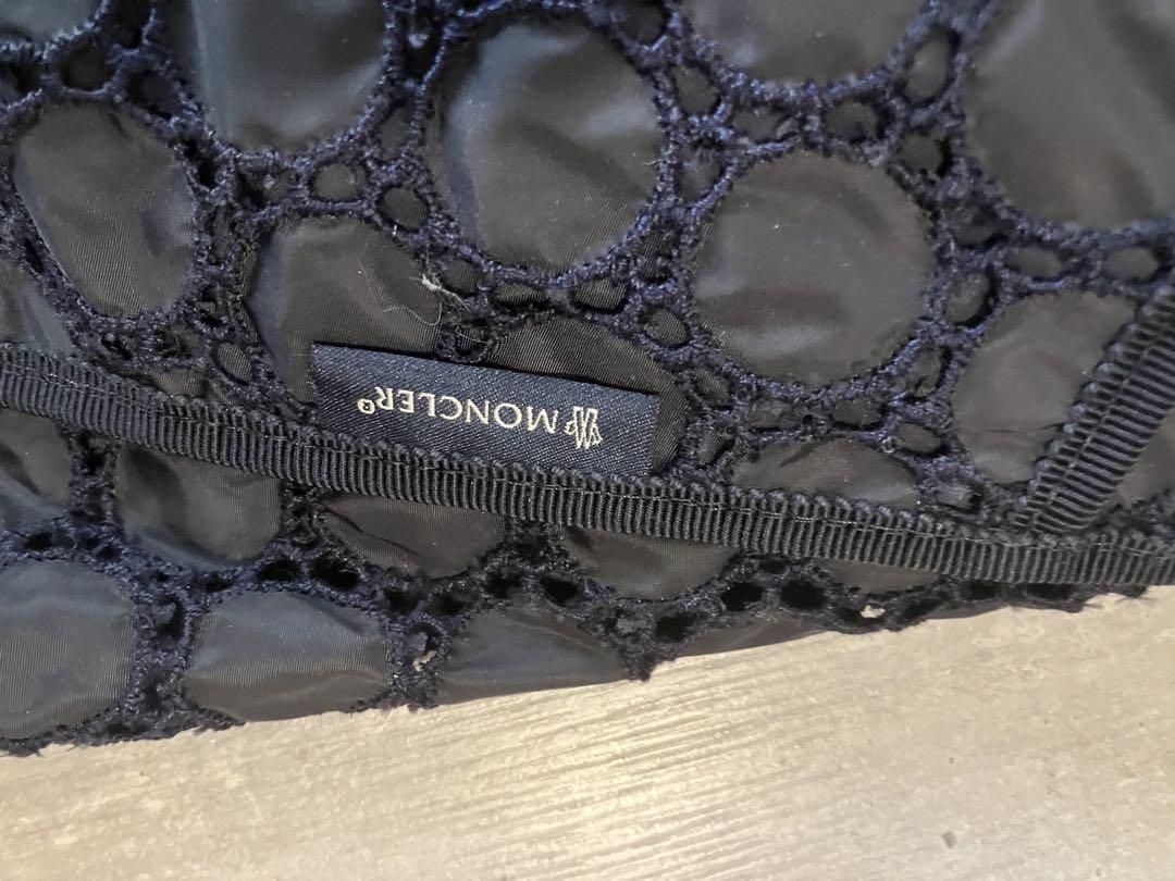 Moncler モンクレール　ウェストシェイプエンブロイダリー薄手ジャケット