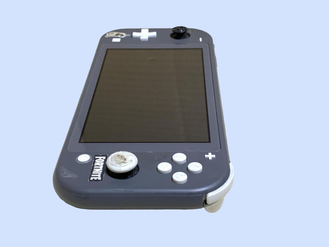 Nintendo Switch Lite - Pokemon Sword and Shield Edition