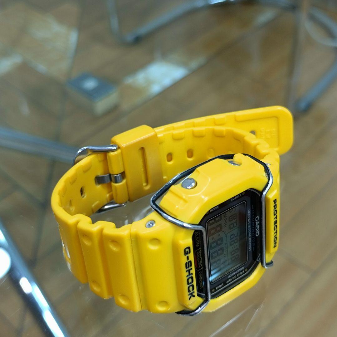 CASIO　G-SHOCK　DW-5600E イエロー