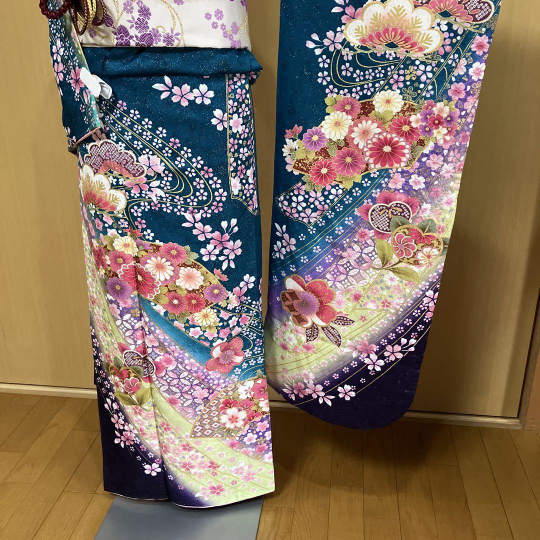 振袖used品☆ 3段ボカシ染におぼろ絞り調 花づくしの柄 振袖5点セット 画像3