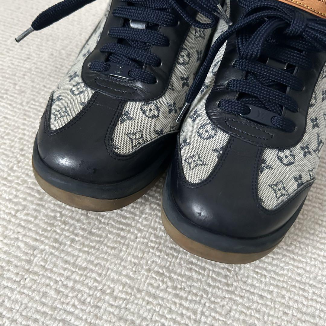 【クールにキメる♡】Louis Vuitton スニーカー ルイ・ヴィトン】 春への気分を盛り上げて！輝き溢れるメンズ