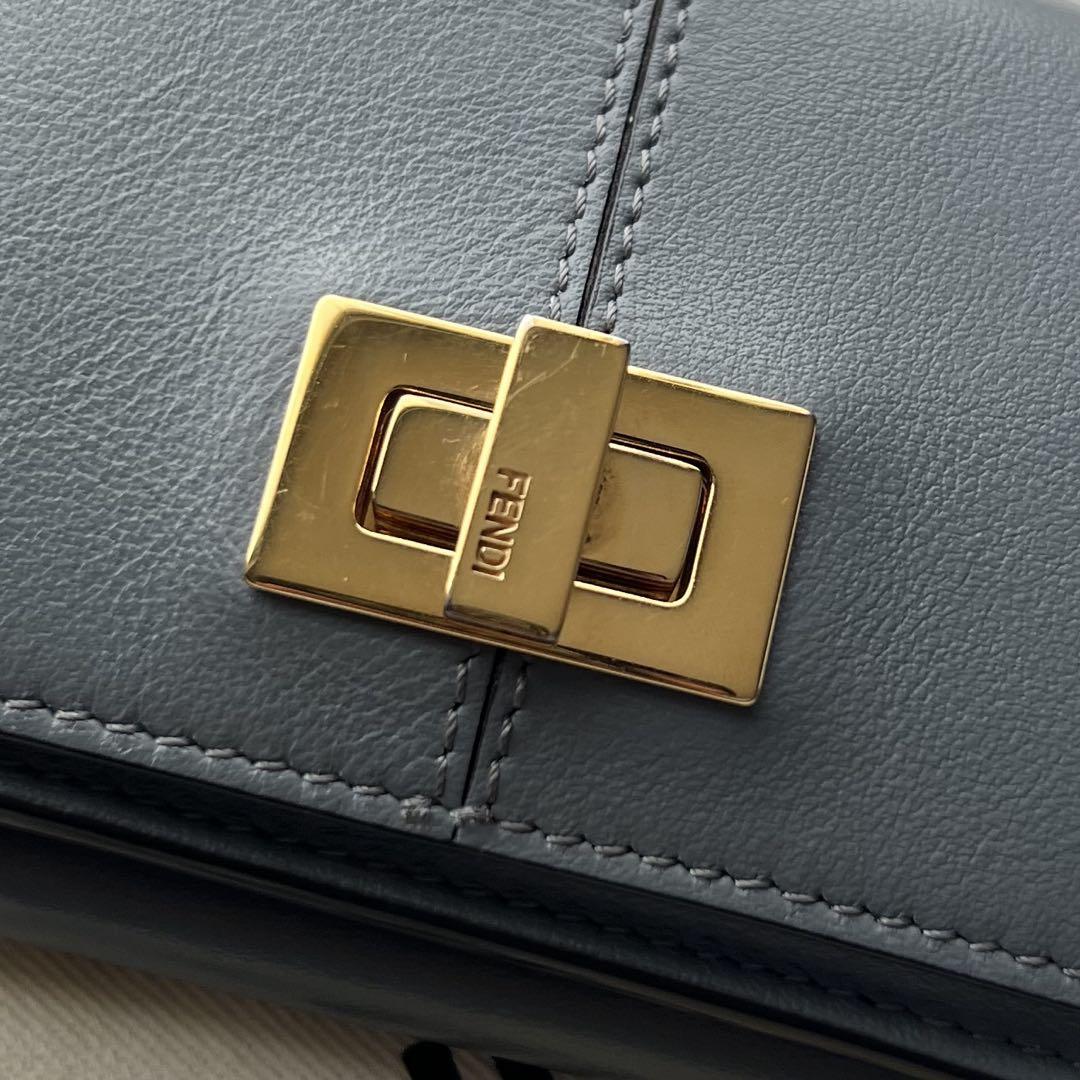 241 極上美品 FENDI フェンディ ピーカブー 3つ折り財布 - メルカリ