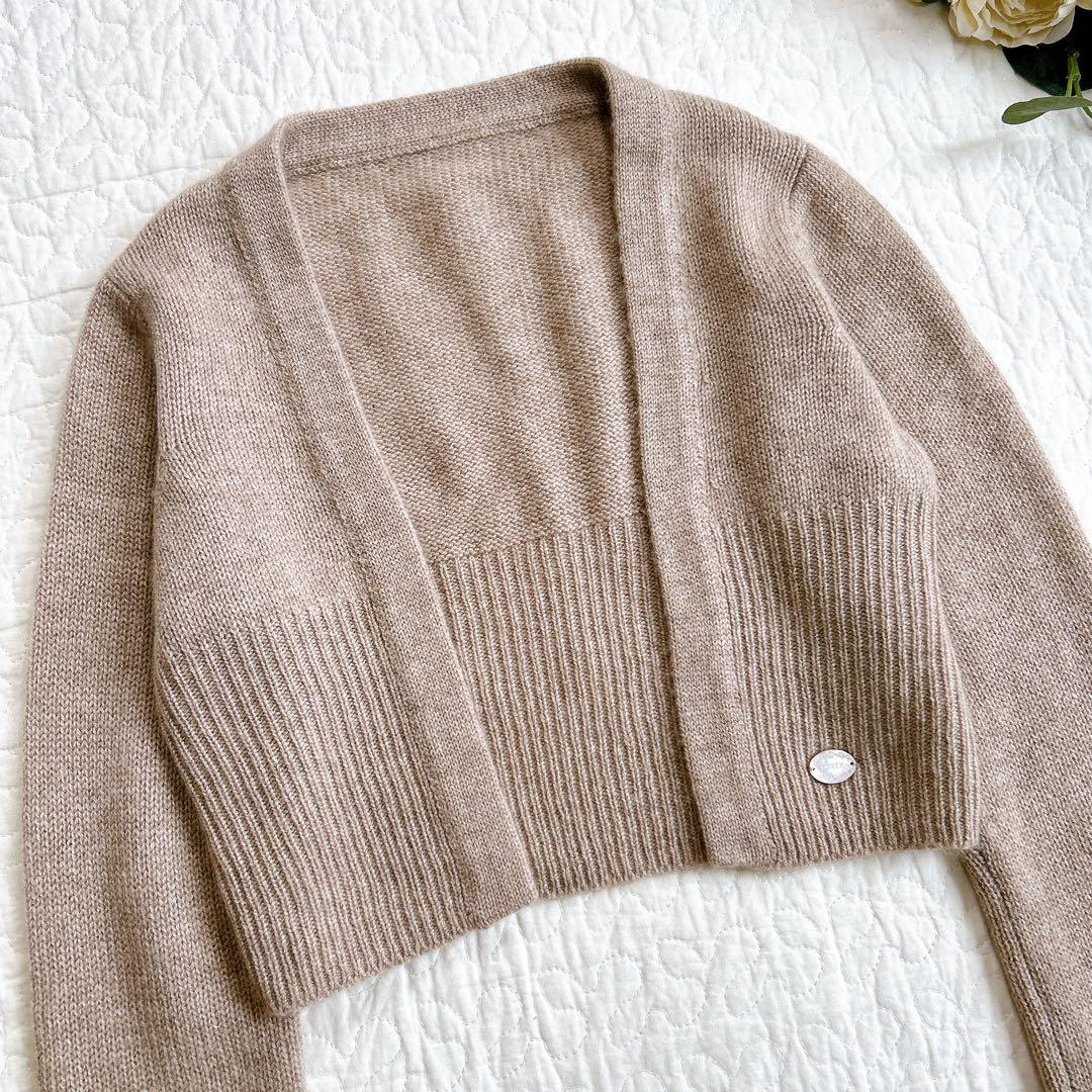フォクシー カシミヤ100 カーディガン ボレロ ベージュ ロゴプレート 38