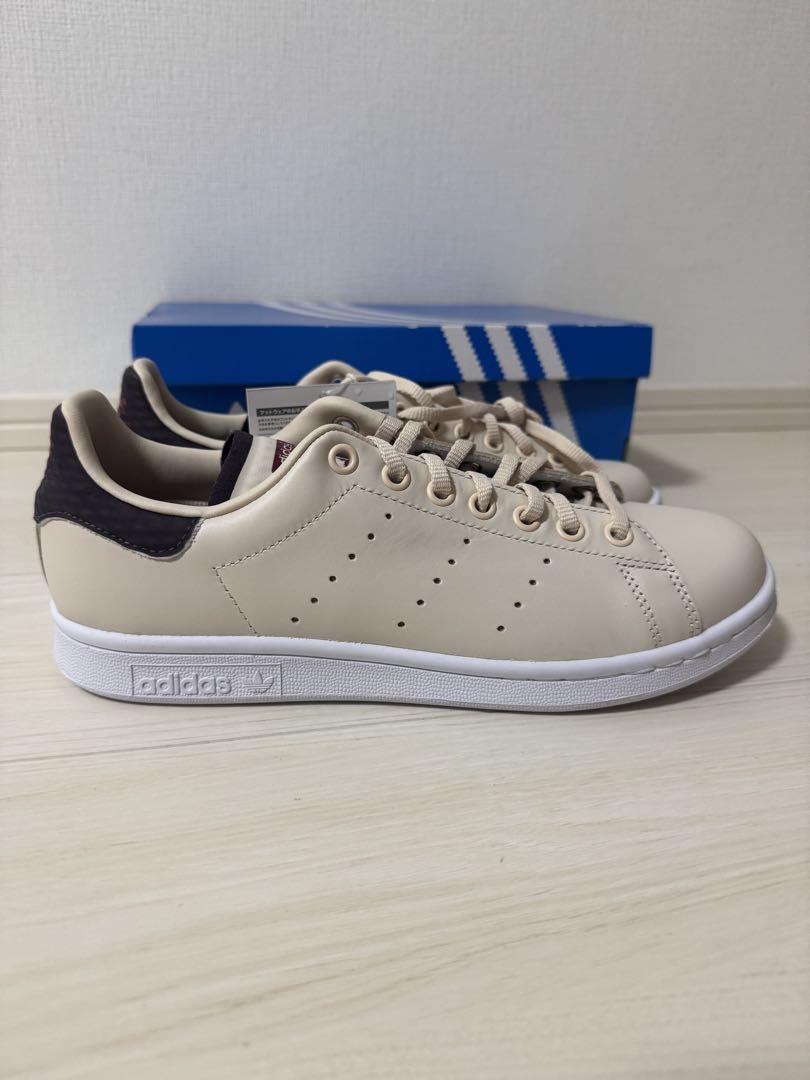 adidas Stan Smith ベージュ スニーカー