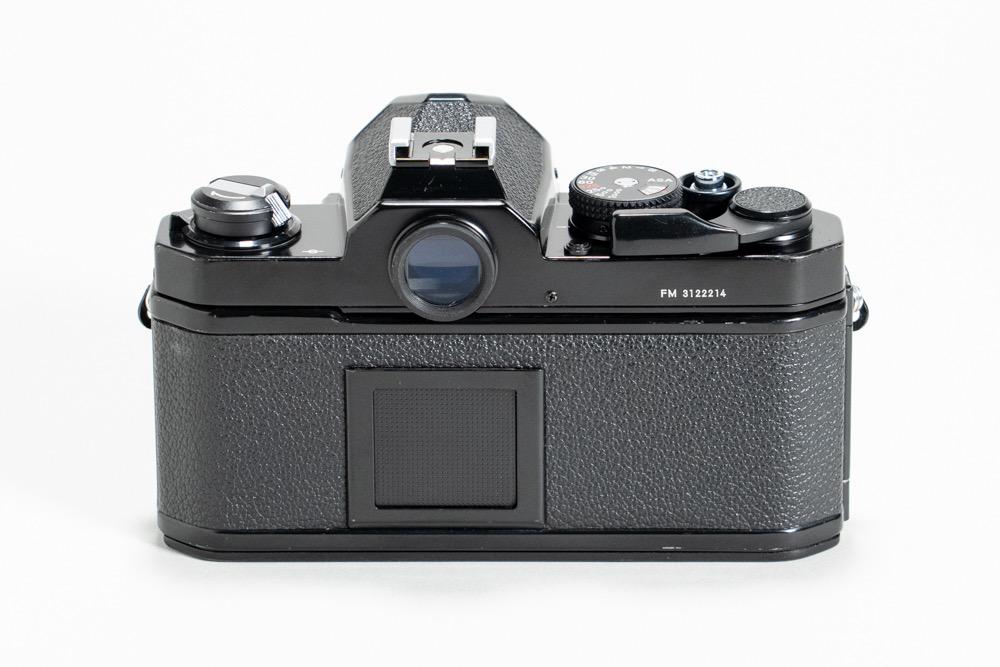 Nikon FM 一眼レフ フィルムカメラ